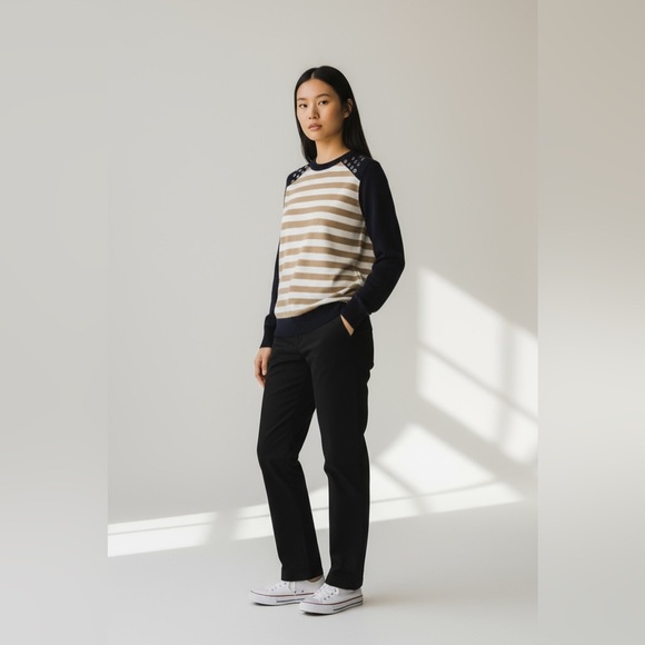 Michael Kors Sweater. Tan, White, Navy. Size S - Picture 2 of 8